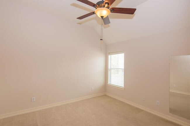 Building Photo - 2313 Echo Harbor Dr