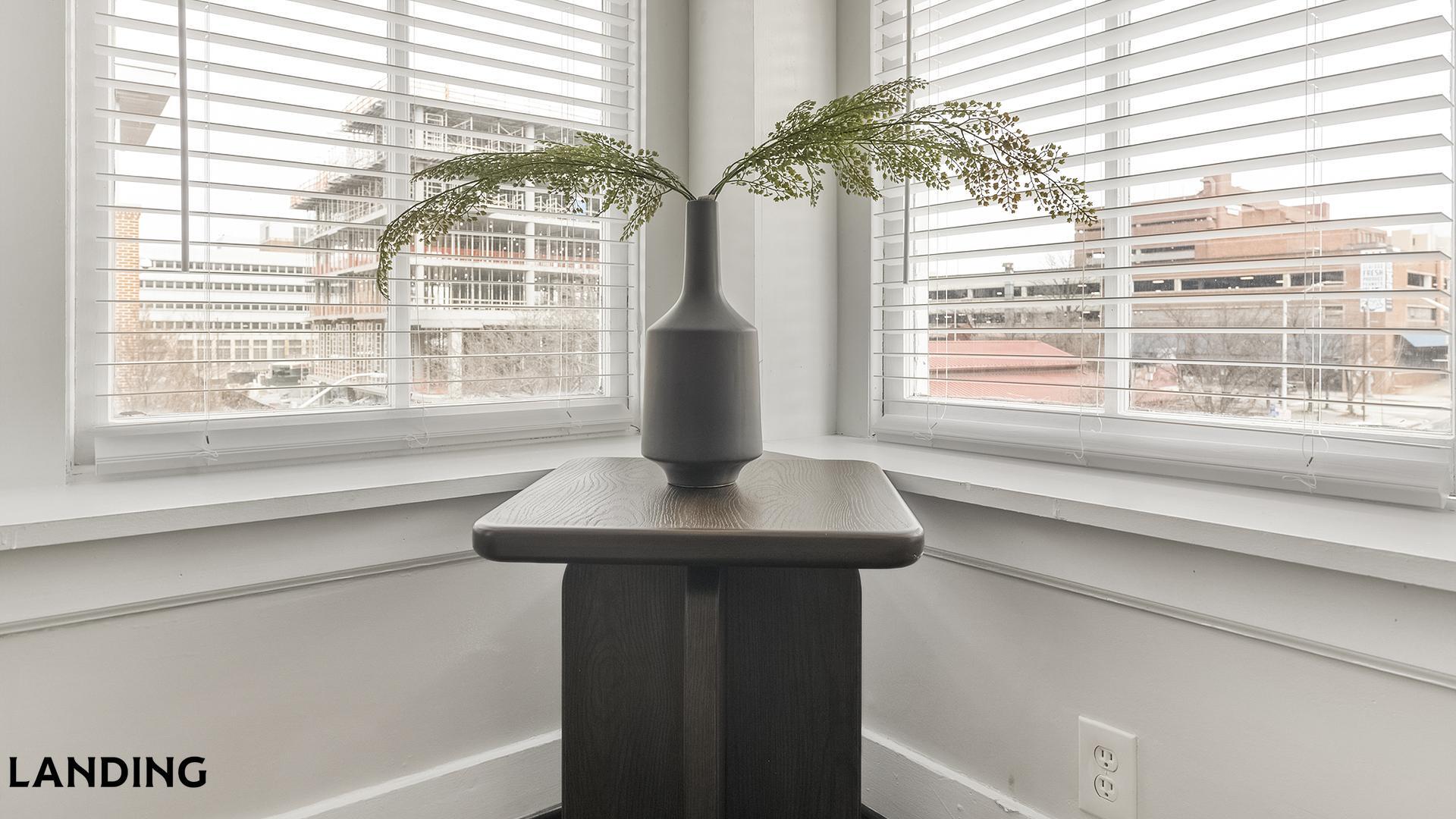 Building Photo - 617 W Lexington St