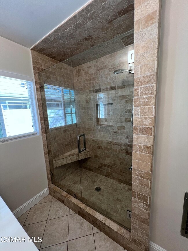 Building Photo - 7472 Ponce Ave