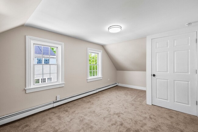 Building Photo - Beautifully Renovated 4-Bedroom Home in Ea...