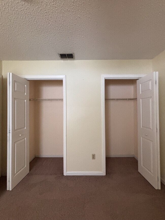 Building Photo - 8075 W Homosassa Trail