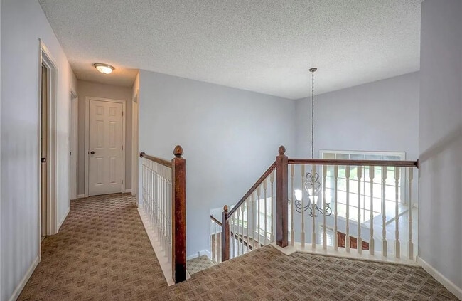 Building Photo - 14079 W 130th Pl