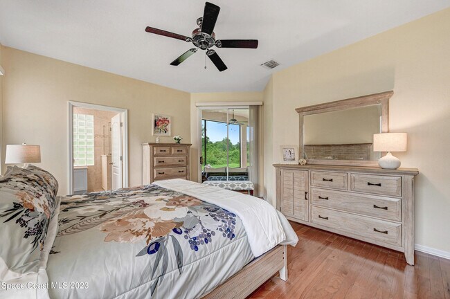 Building Photo - 940 Wimbledon Dr
