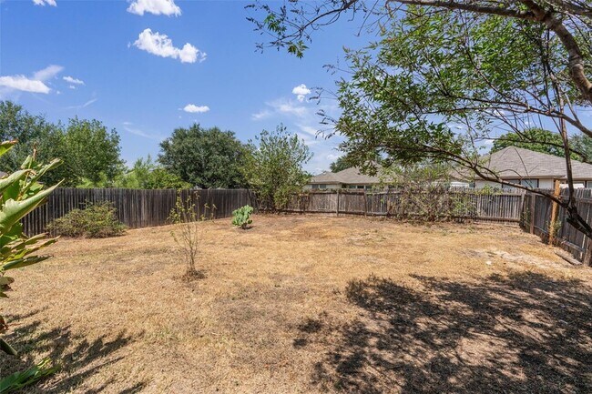 Building Photo - 15012 Parrish Ln