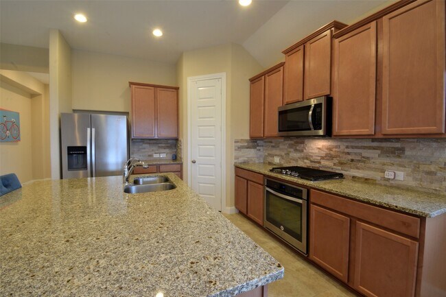 Building Photo - 24610 Windmill Canyon Ln