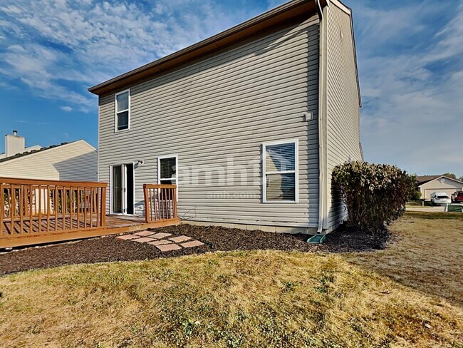 Building Photo - 1685 Willowview Ln