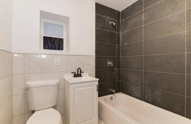 Building Photo - 62 Van Reypen St