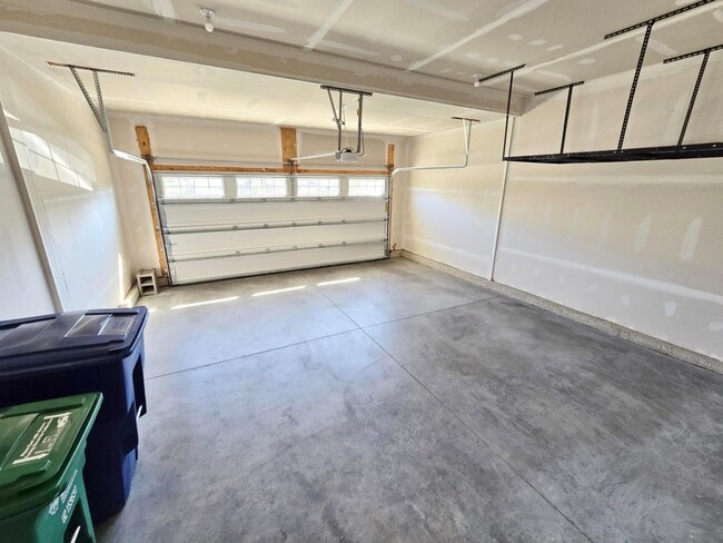 Building Photo - 205 Neville Ln