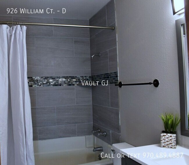 Building Photo - 926 William Ct