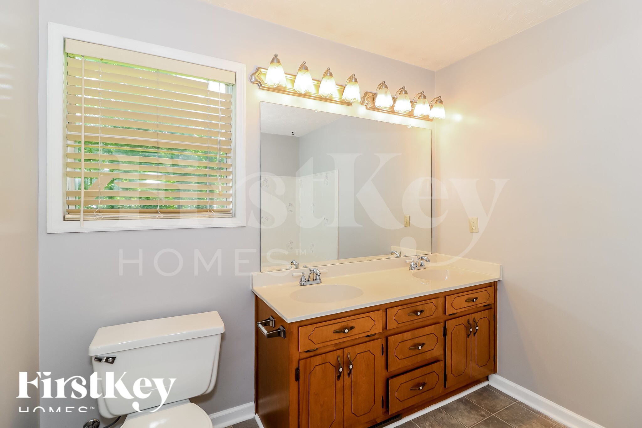 Building Photo - 115 River Trace Dr