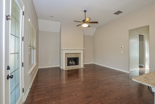 Building Photo - 145 Hidden Meadows Ln