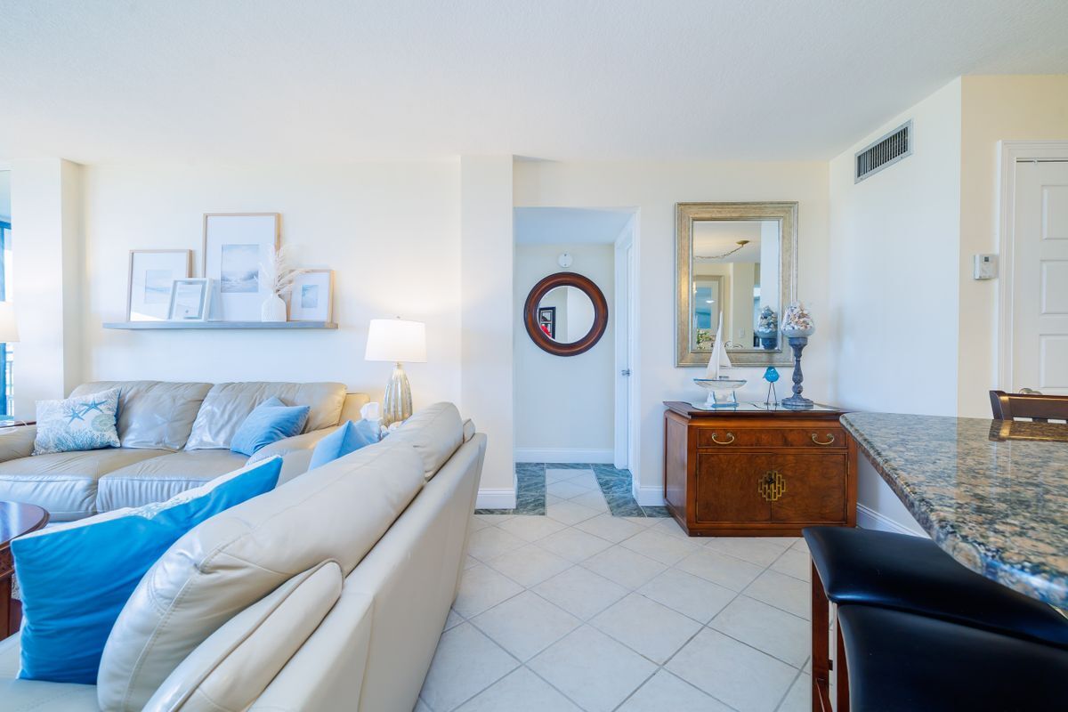 Building Photo - 2100 N Atlantic Ave