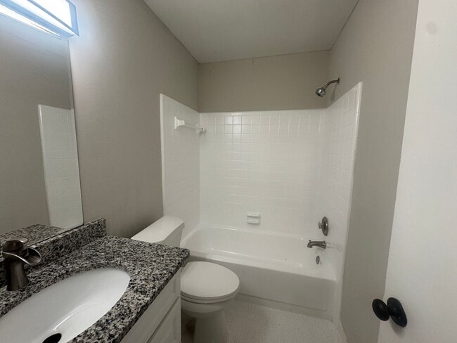 Building Photo - Perfection!!