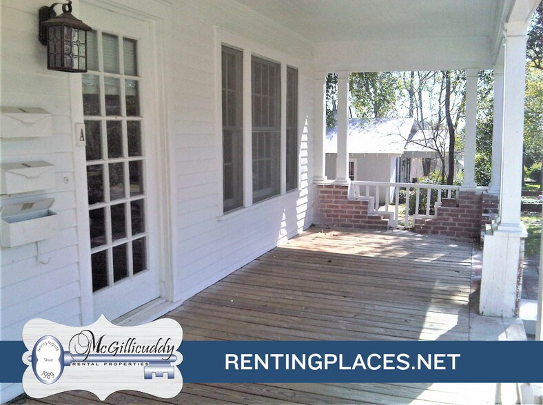 Building Photo - 2097 Heckle St