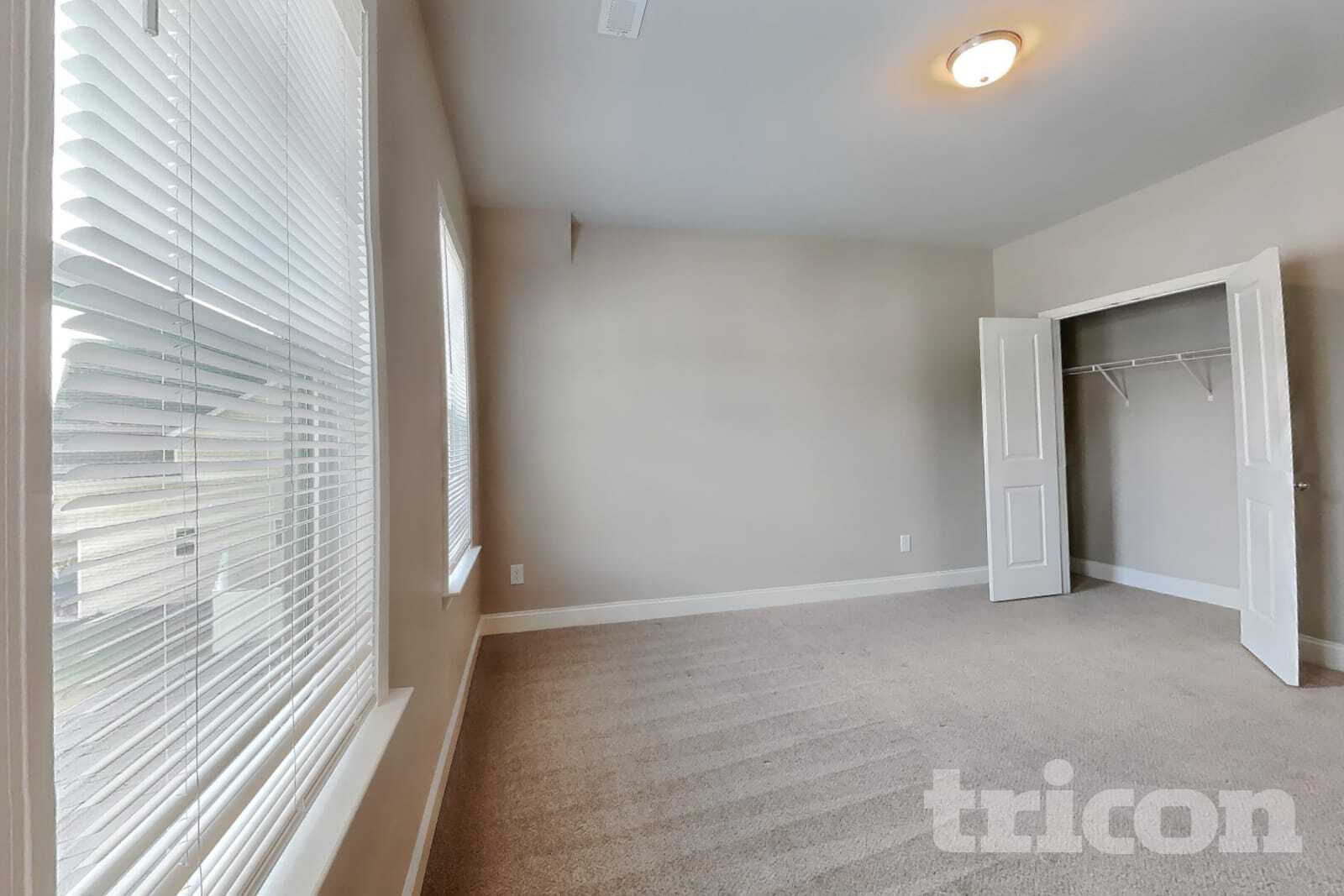 Building Photo - 165 Lynnridge Dr
