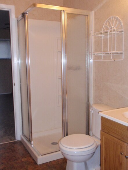 Building Photo - 3413 Calais Dr