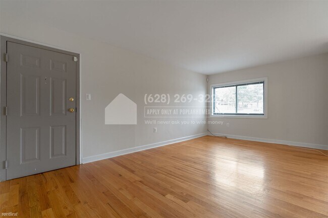 Building Photo - 3 br, 1.5 bath Condo - 6305 Hil Mar Drive,...