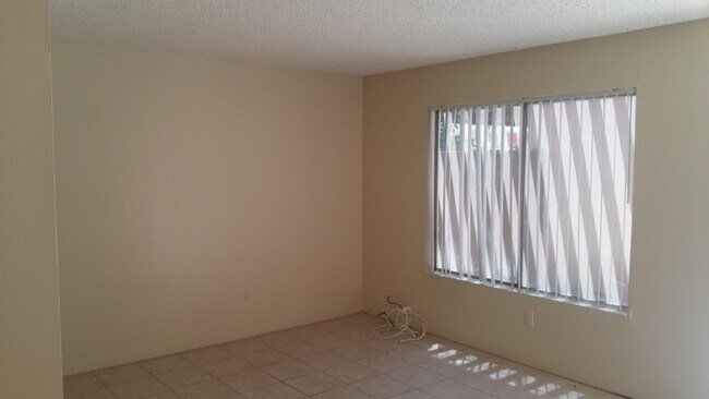 Building Photo - 73600 San Gorgonio Way