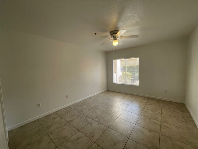 Building Photo - 1 Bedroom 1 Bath (Gilbert Rd and Guadalupe) -**$500 off First Month**