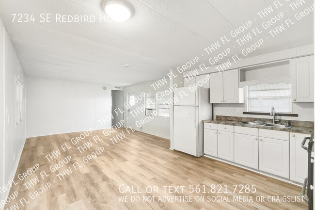 Building Photo - 7234 SE Redbird Cir