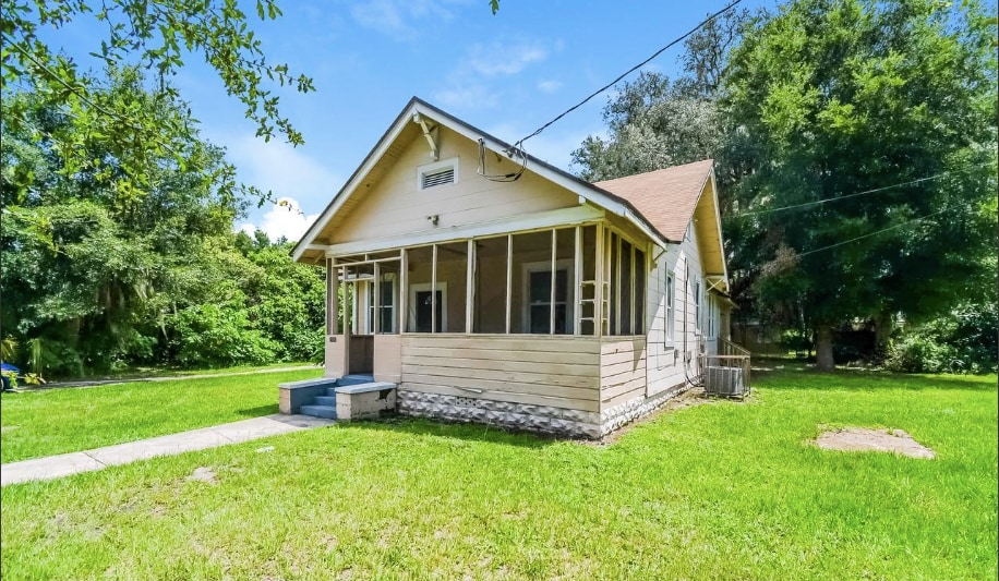 Building Photo - 9043 9th Ave