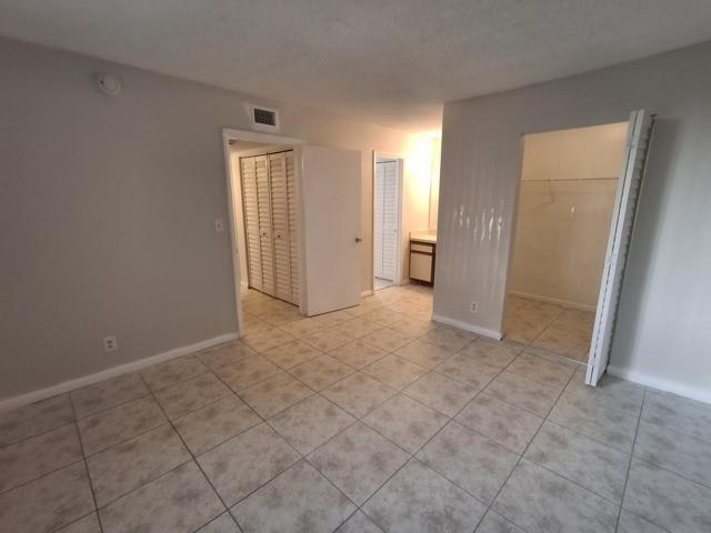 Building Photo - 741 Lyons Rd