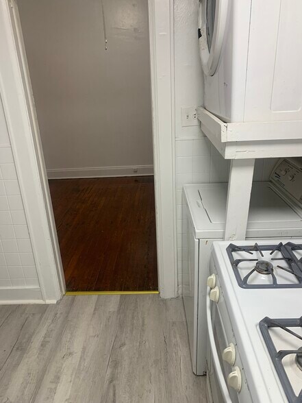 Building Photo - 1410 Watts St