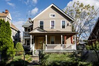 Building Photo - 3926 Woodbridge Ave