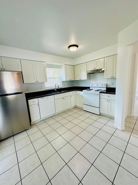 Building Photo - 3606 Leanne Ct