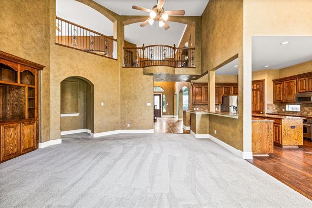 Building Photo - 4205 Lansbury Dr