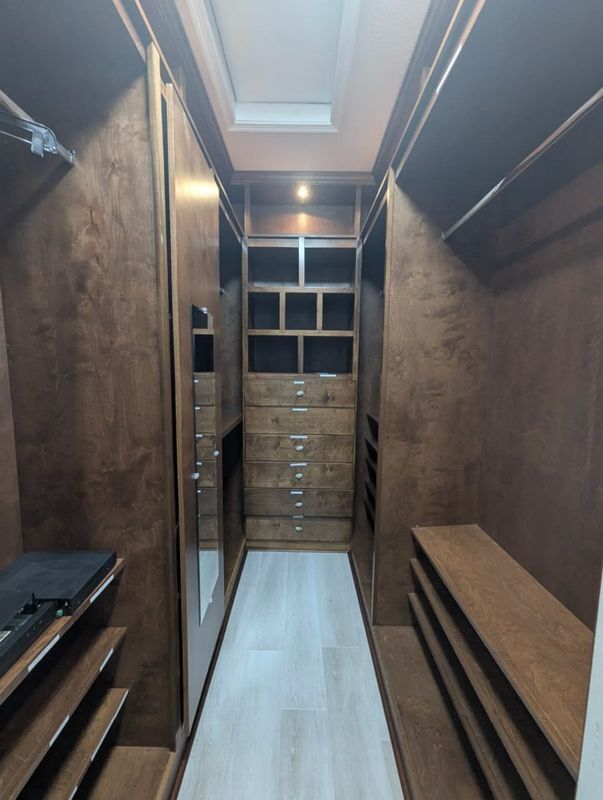 Building Photo - 6301 SW 58th Ct