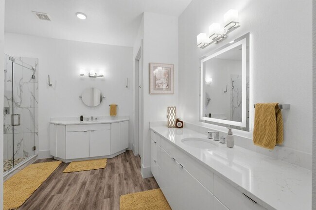 Building Photo - 15260 TX-105