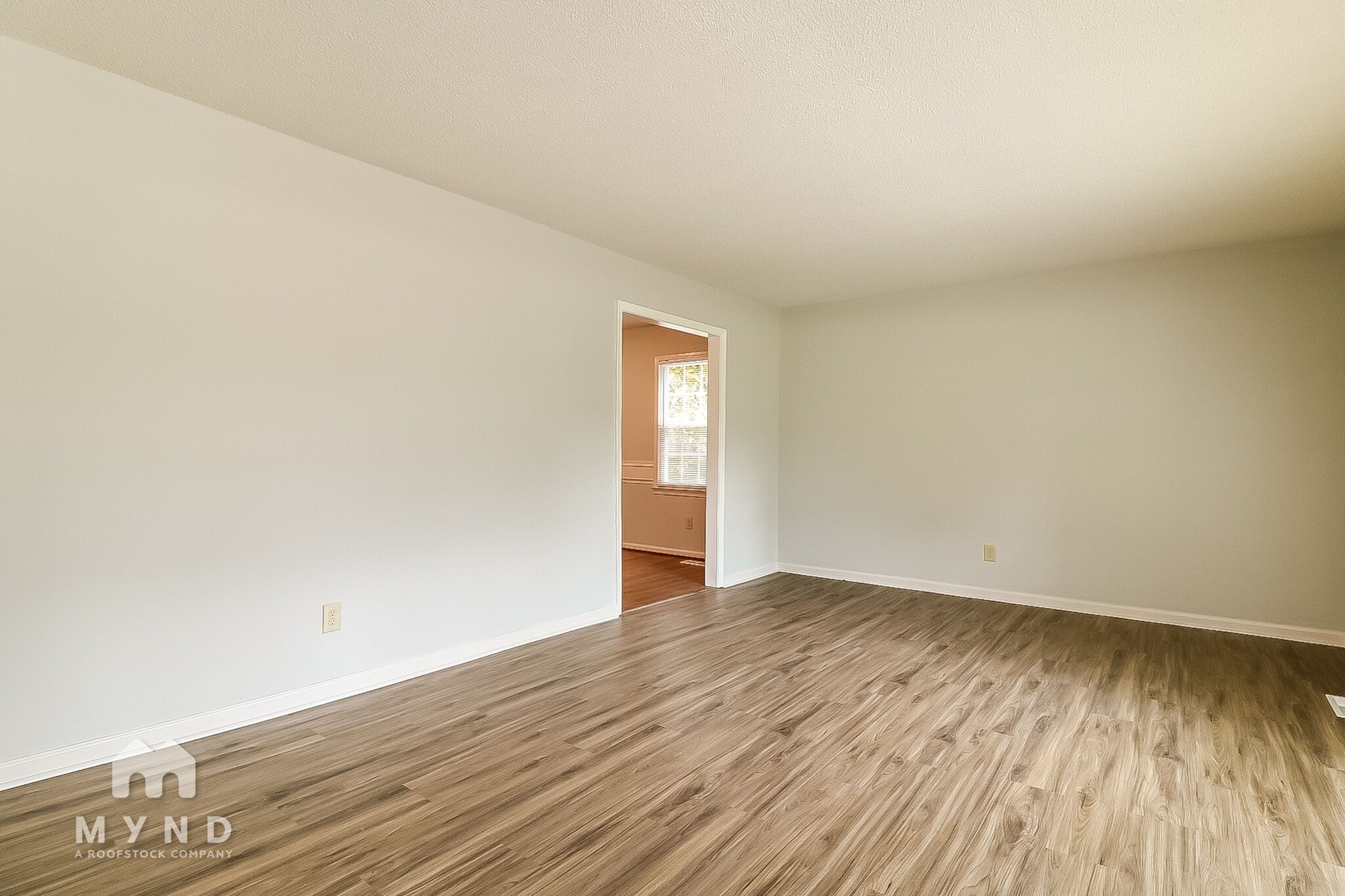 Building Photo - 4812 Kaplan Dr