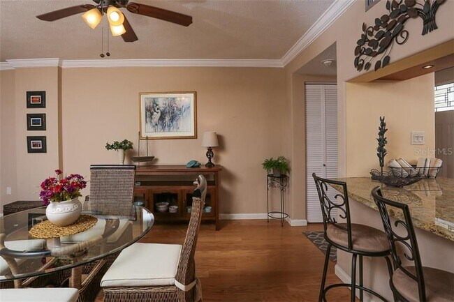 Building Photo - 1770 Benjamin Franklin Dr