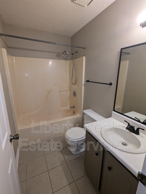 Building Photo - 1413 Desert Storm Dr