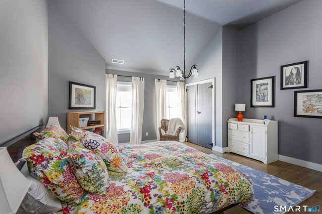 Building Photo - 66 Westwoods 2 Rd