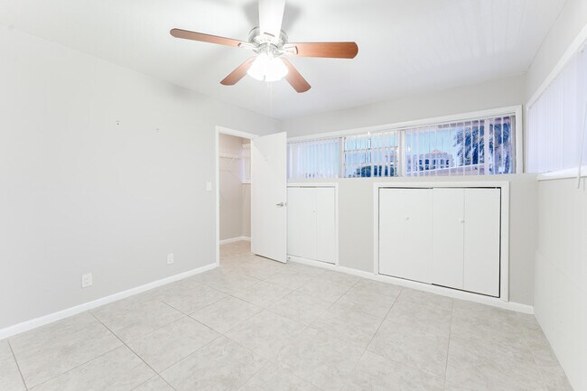 Building Photo - 831 E Palmetto Park Rd