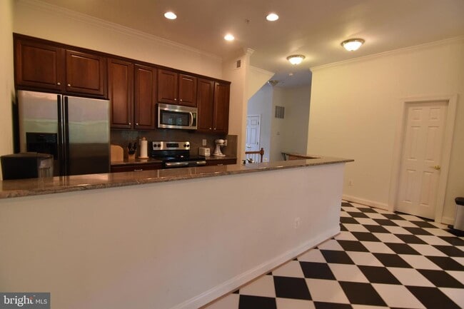 Building Photo - 22538 Landing Way