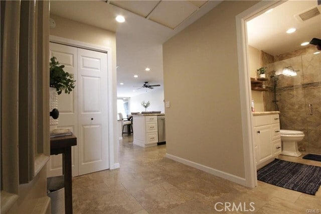 Building Photo - 6221 Marina Pacifica Dr N