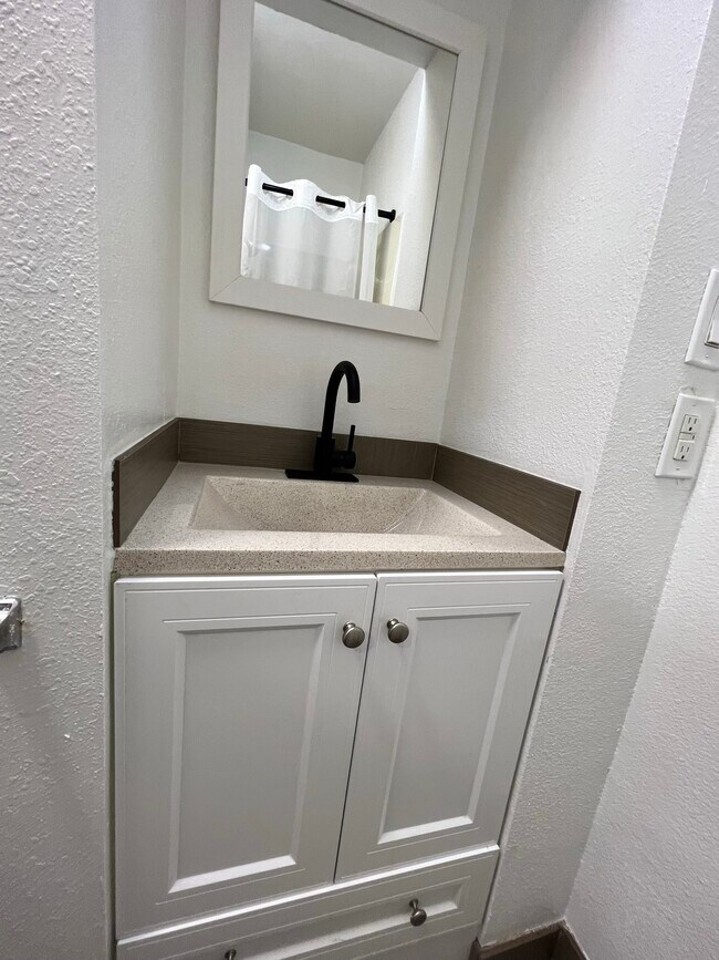 Building Photo - 4222 Carrington St