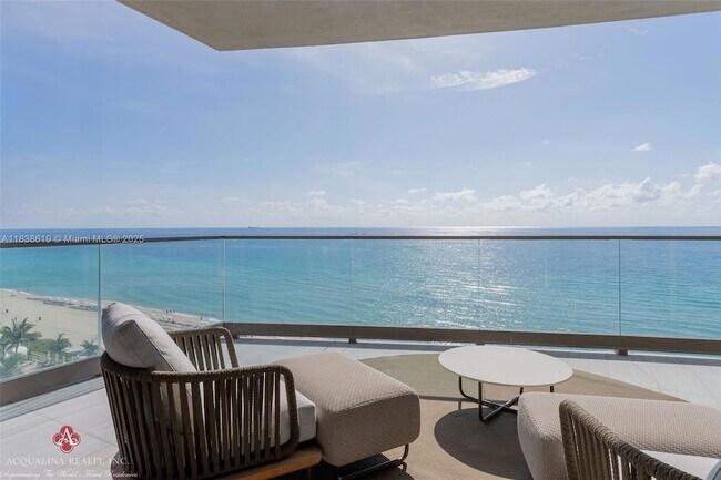Building Photo - 17975 Collins Ave