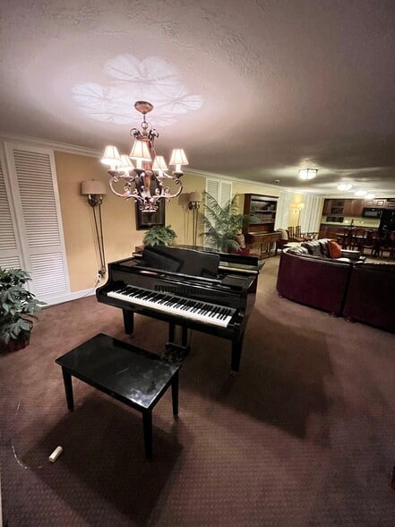 Commons Room - 29 State St