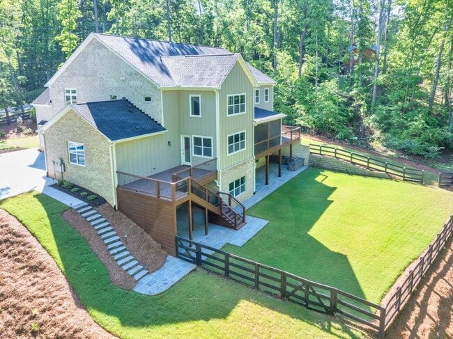Building Photo - 15448 Hopewell Rd