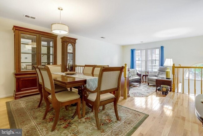 Building Photo - 7415 Salford Ct