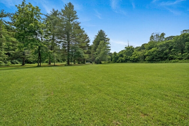 Building Photo - 1400 Prairie Creek Dr