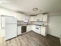 Building Photo - 94 Eastern Ave