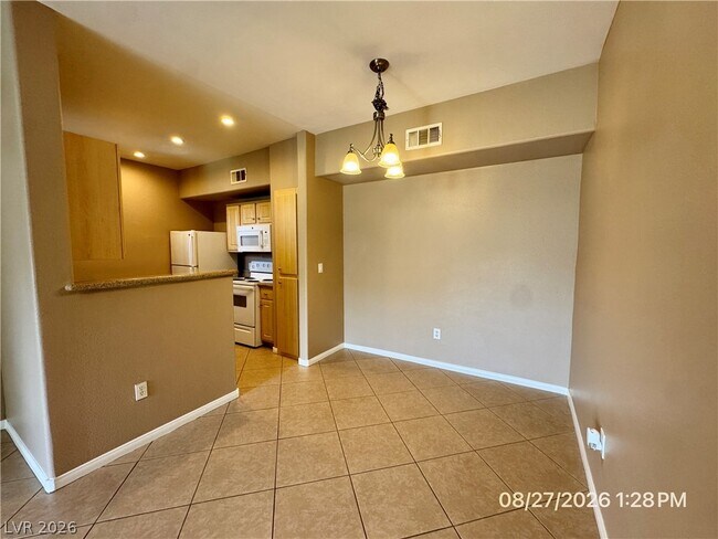 Building Photo - 8000 W Badura Ave
