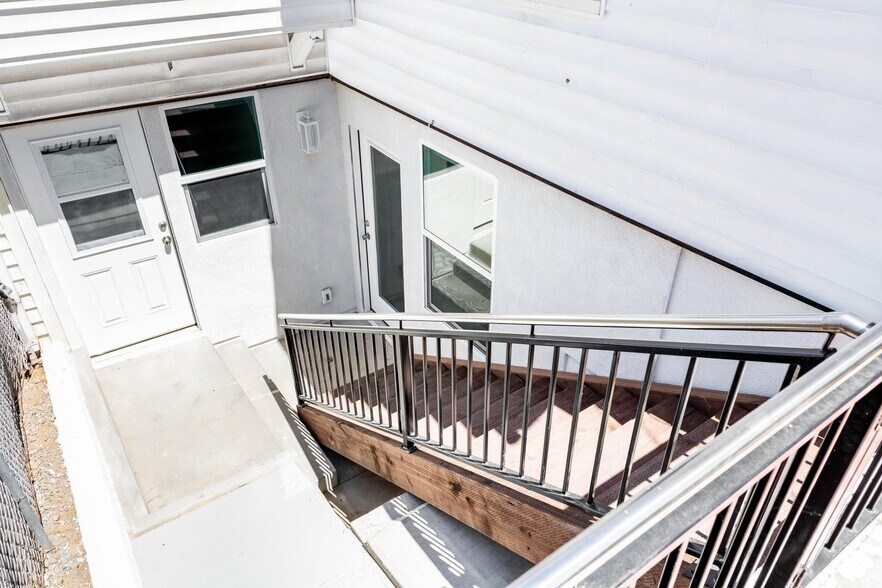 Building Photo - Charming Canyon-View Home | Serene Living ...