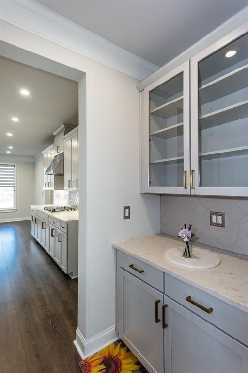 Building Photo - 5015 Montes Ln