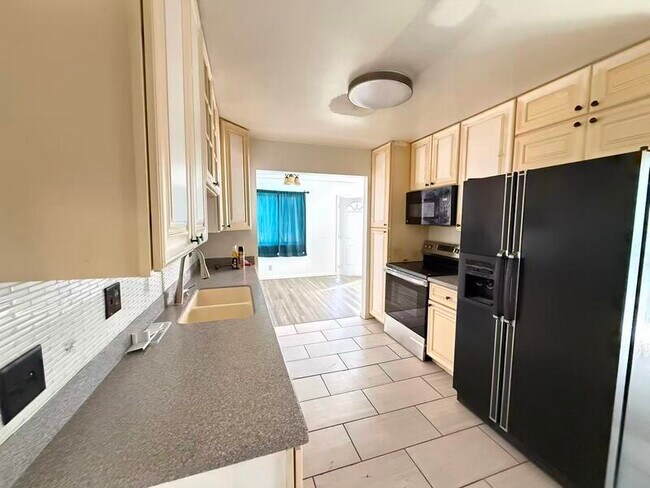 Building Photo - 1607 S Mack Smith Rd